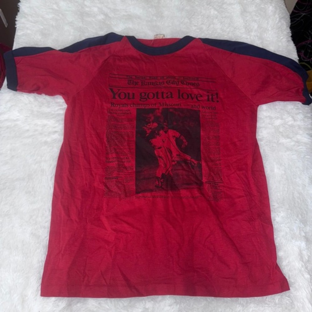 Vintage Kansas‎ City Royals Newspaper Graphic T Shirt Baseball Red Blue